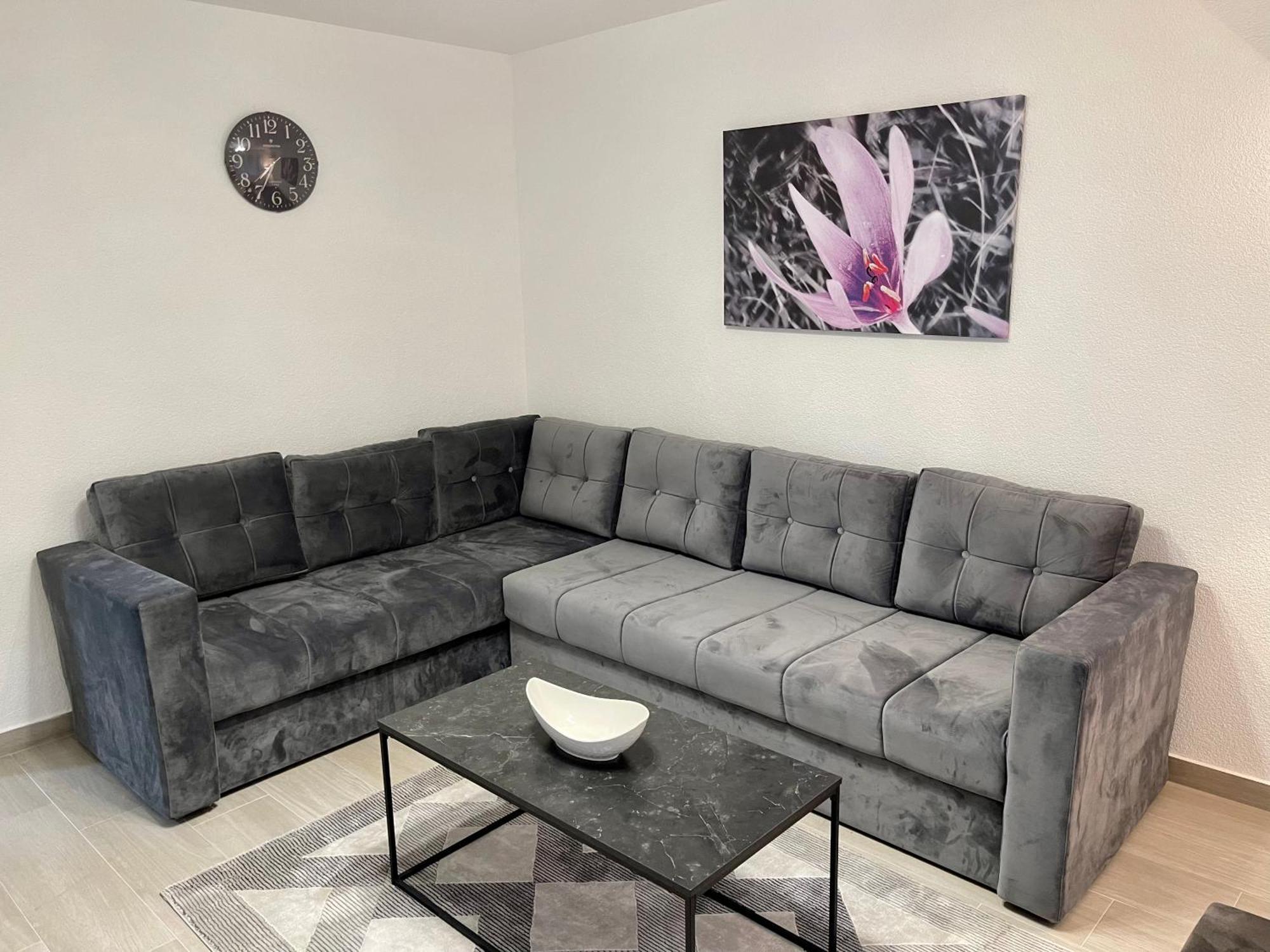 Anet Apartman Visoko Εξωτερικό φωτογραφία
